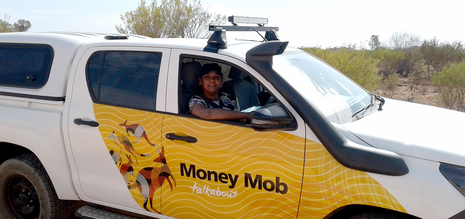 4WD branded MoneyMob